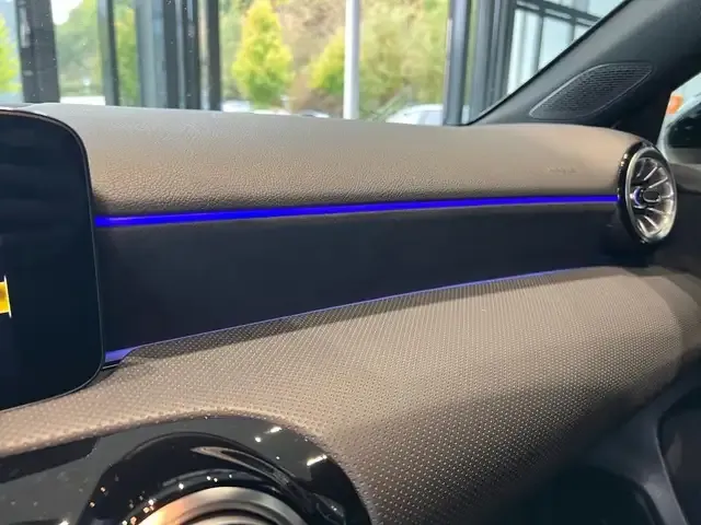 Mercedes-Benz A 35 AMG