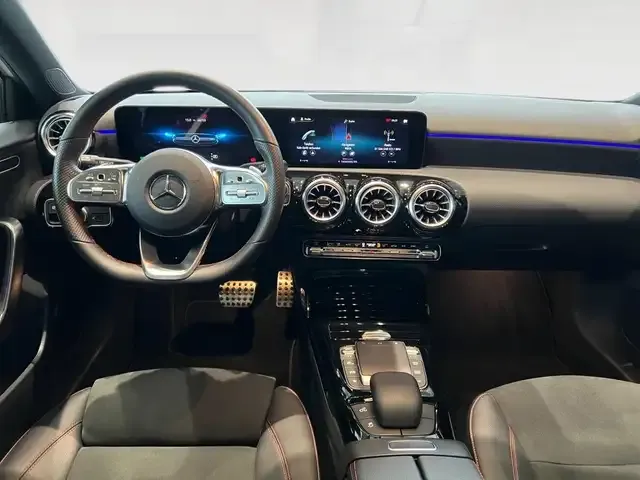 Mercedes-Benz A 35 AMG