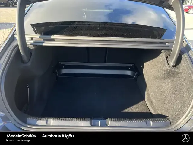 Mercedes-Benz EQE 500