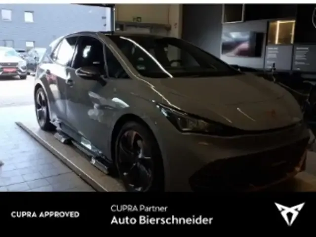 CUPRA Born