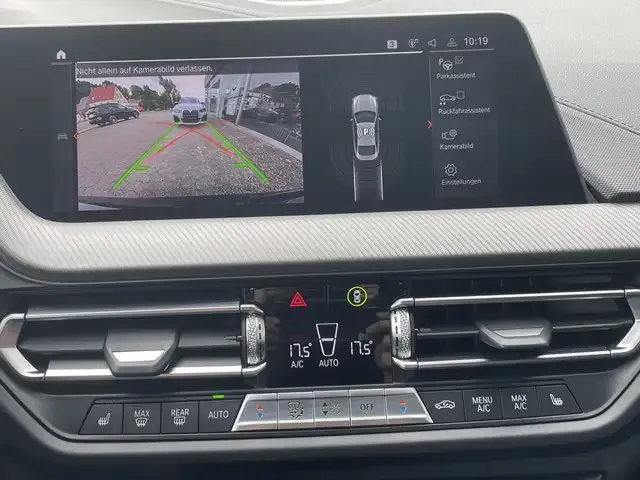 BMW 235