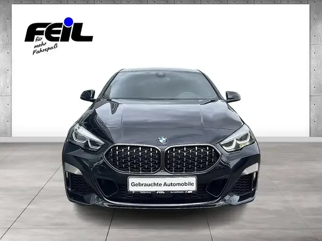 BMW 235