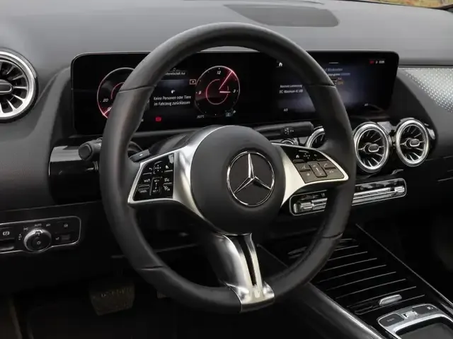 Mercedes-Benz EQA 350