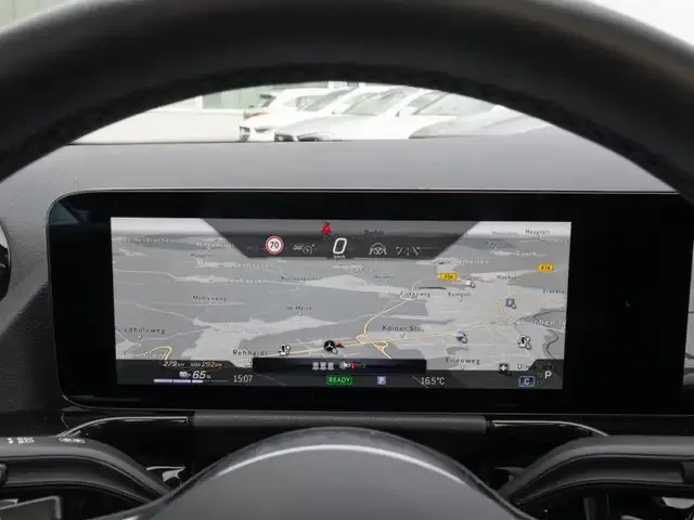 Mercedes-Benz EQA 350