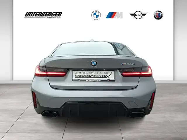 BMW 340