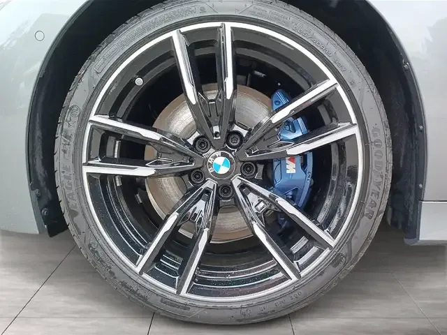 BMW 340