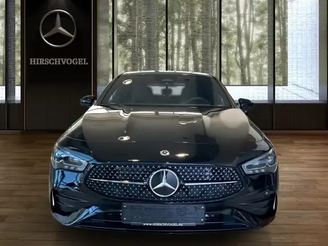 Mercedes-Benz CLA 180