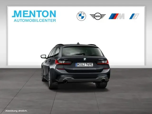 BMW 330