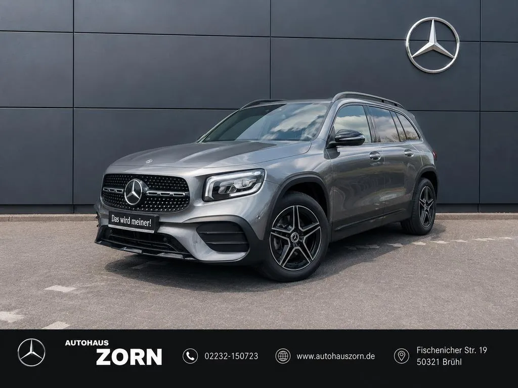 Mercedes-Benz GLB 220