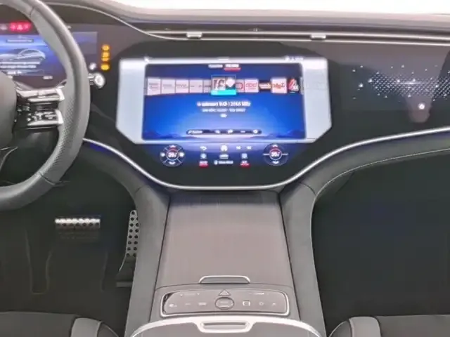 Mercedes-Benz EQE 350