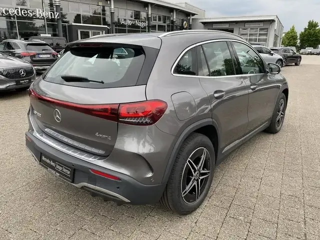 Mercedes-Benz EQA