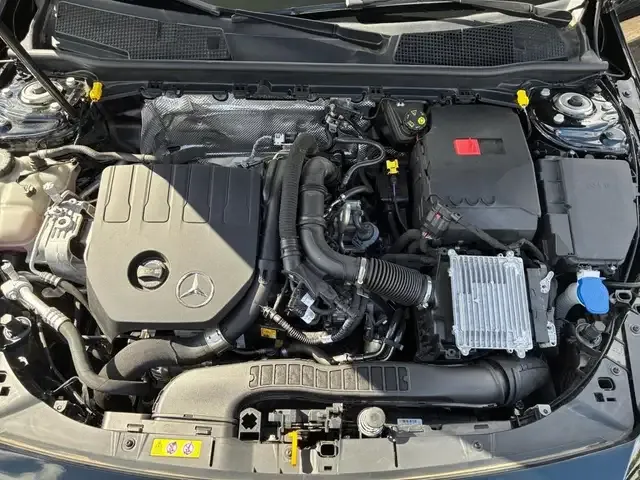 Mercedes-Benz CLA 180