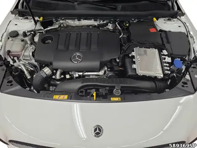 Mercedes-Benz CLA 200