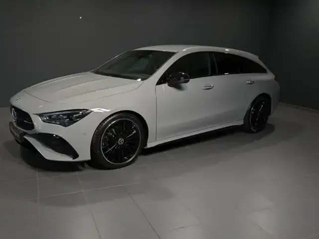Mercedes-Benz CLA 180