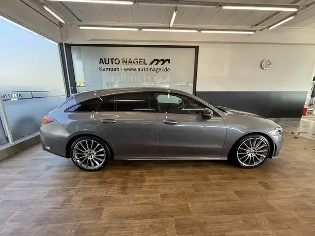 Mercedes-Benz CLA 200