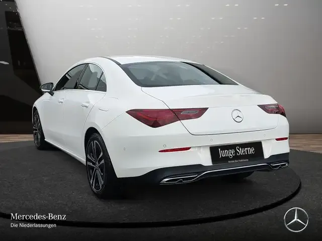 Mercedes-Benz CLA 180