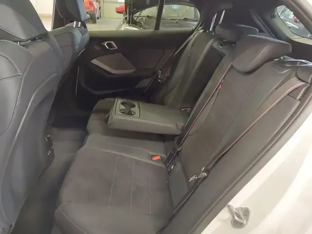 BMW 123