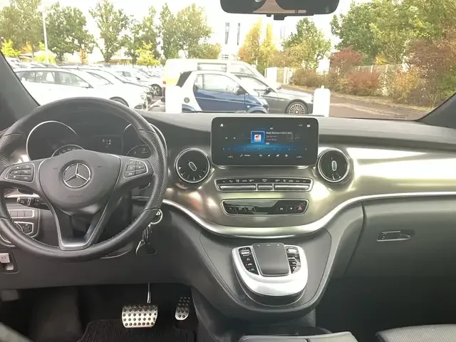 Mercedes-Benz V 300