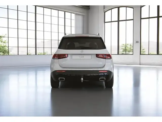 Mercedes-Benz GLB 250