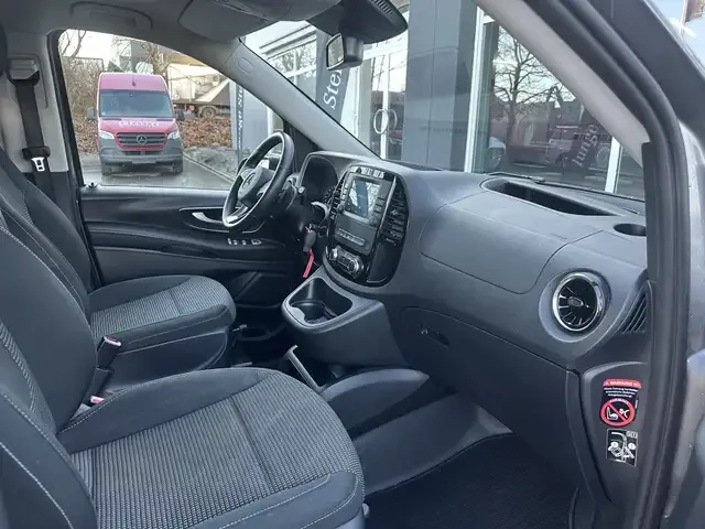 Mercedes-Benz Marco Polo