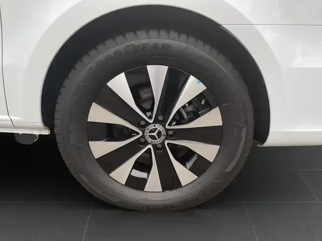 Mercedes-Benz EQV 300
