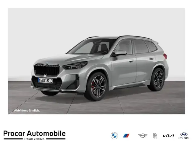 BMW iX1