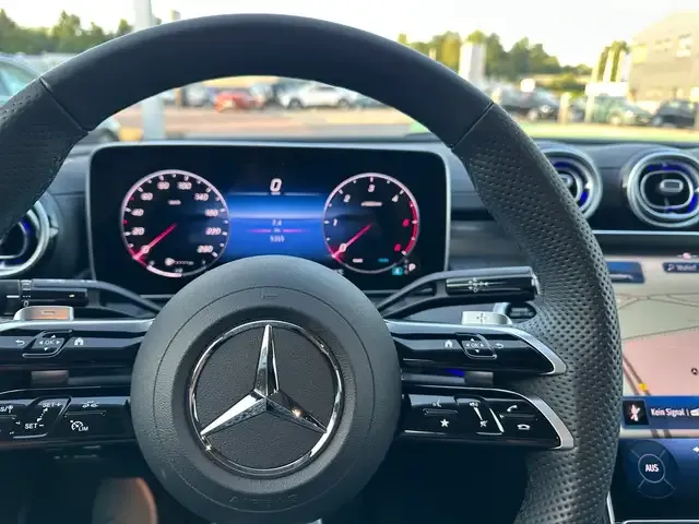 Mercedes-Benz C 220