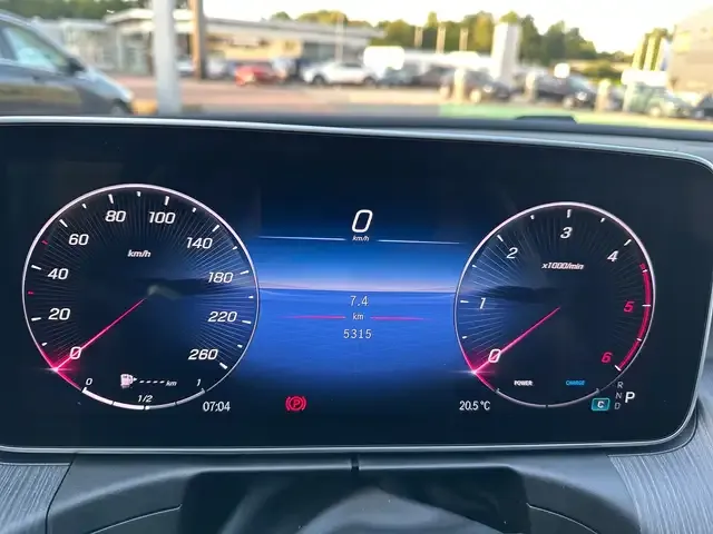 Mercedes-Benz C 220