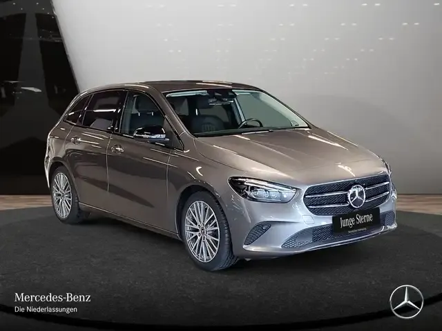 Mercedes-Benz B 250
