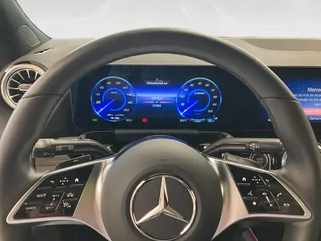 Mercedes-Benz EQA 350