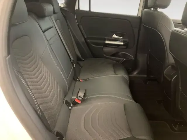 Mercedes-Benz EQA 350