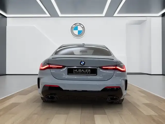 BMW 440