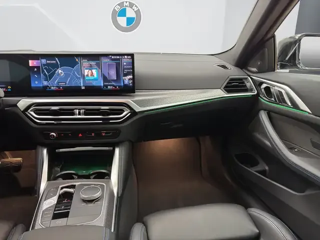 BMW 440