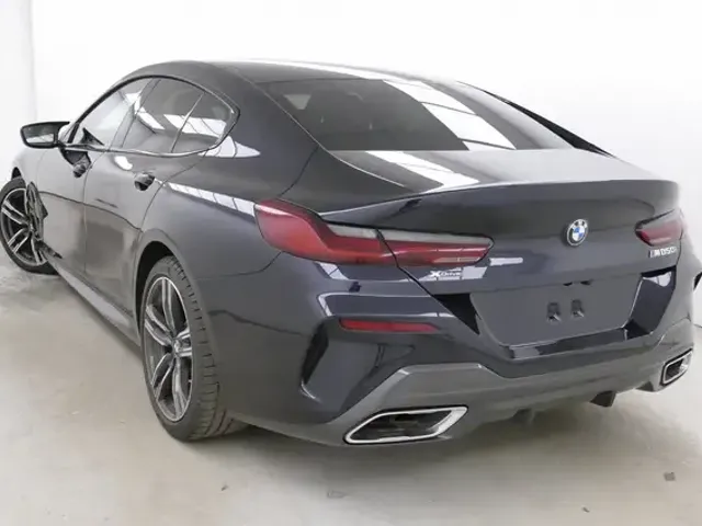 BMW M850