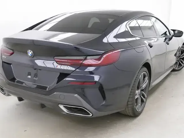 BMW M850