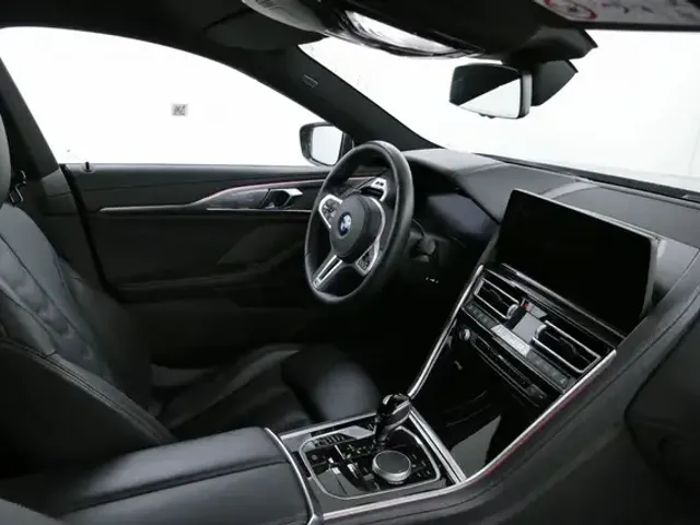 BMW M850