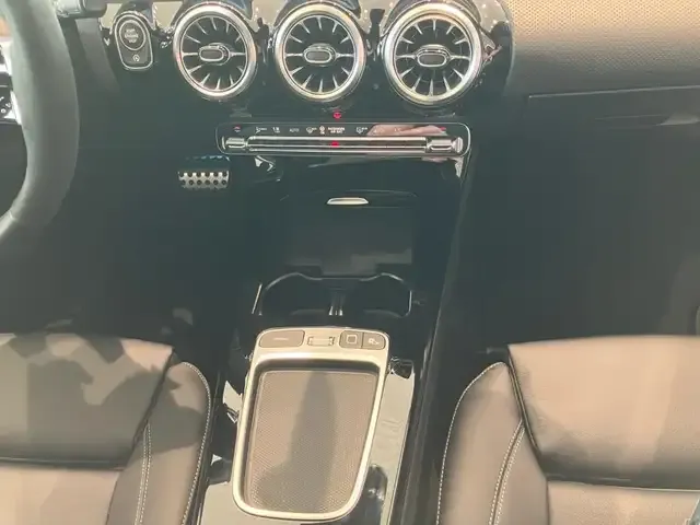 Mercedes-Benz A 45 AMG