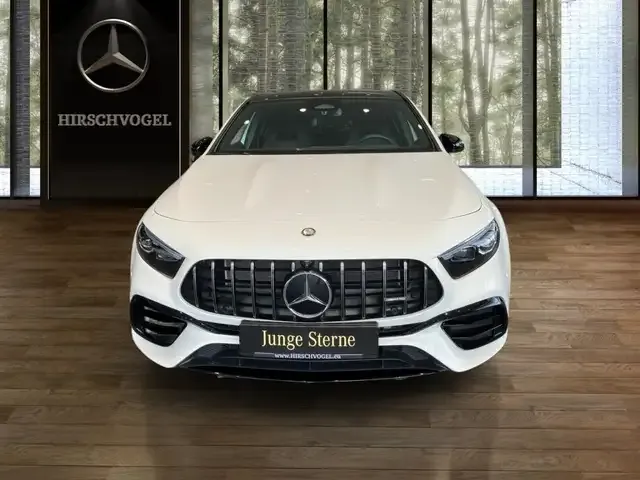 Mercedes-Benz A 45 AMG