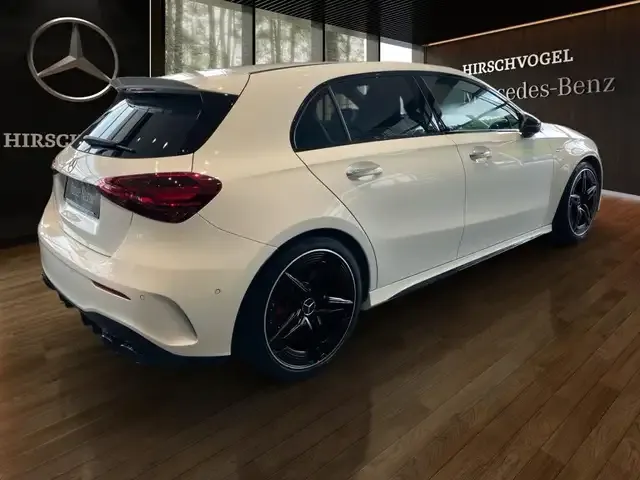 Mercedes-Benz A 45 AMG
