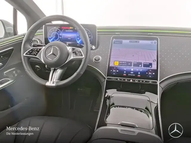 Mercedes-Benz EQE 300