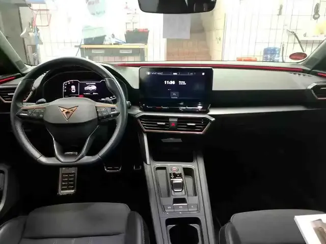 CUPRA Leon