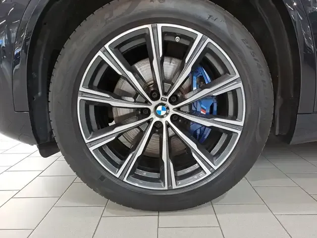 BMW X5 M