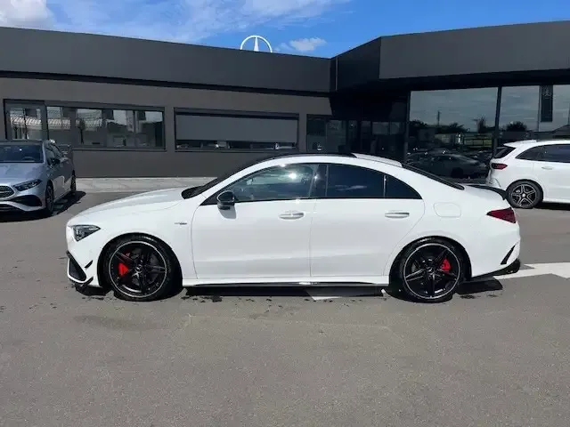 Mercedes-Benz CLA 45 AMG