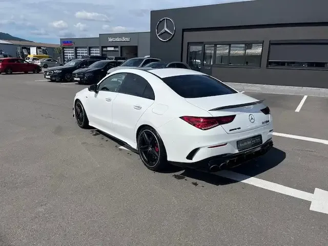 Mercedes-Benz CLA 45 AMG