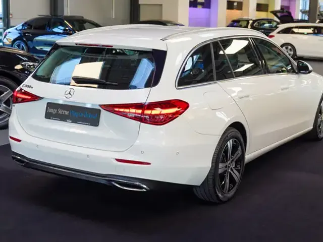 Mercedes-Benz C 300