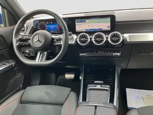 Mercedes-Benz GLB 200
