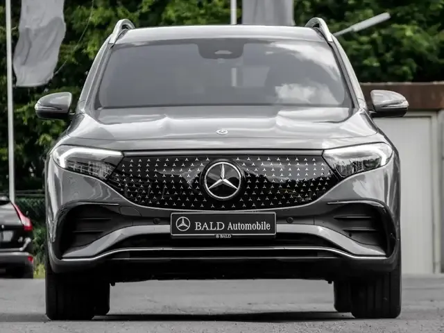 Mercedes-Benz EQB 300