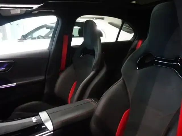 Mercedes-Benz C 43 AMG