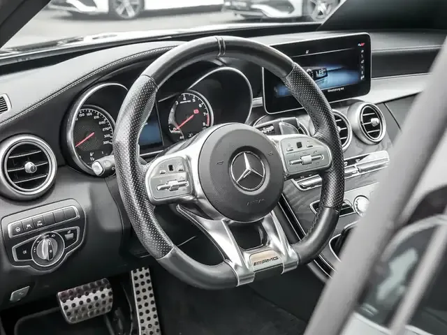 Mercedes-Benz C 63 AMG