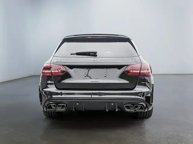 Mercedes-Benz C 63 AMG